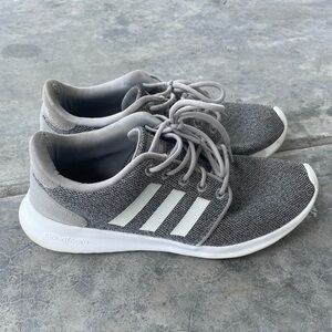 Adidas cloud foam sneakers womens size 8